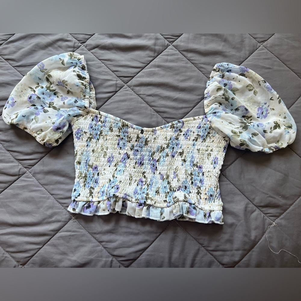 Windsor blue floral crop top